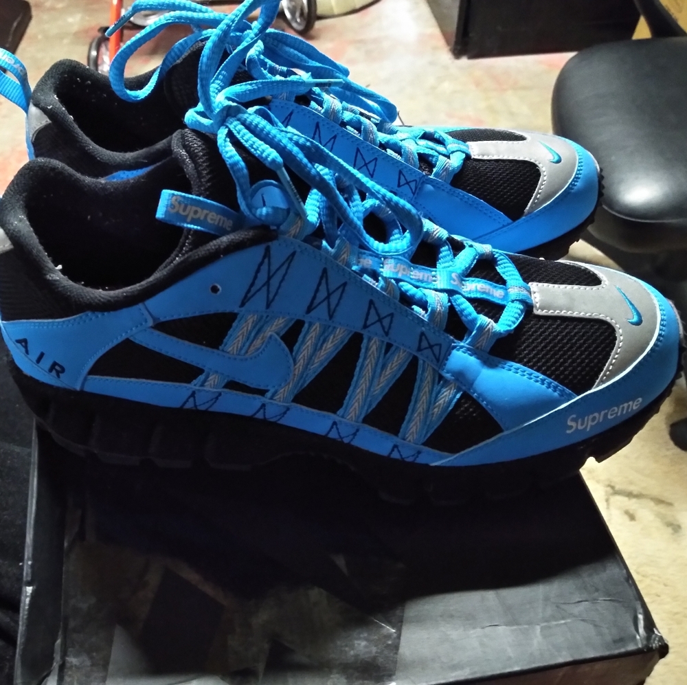Nike Air Humara 17 supreme